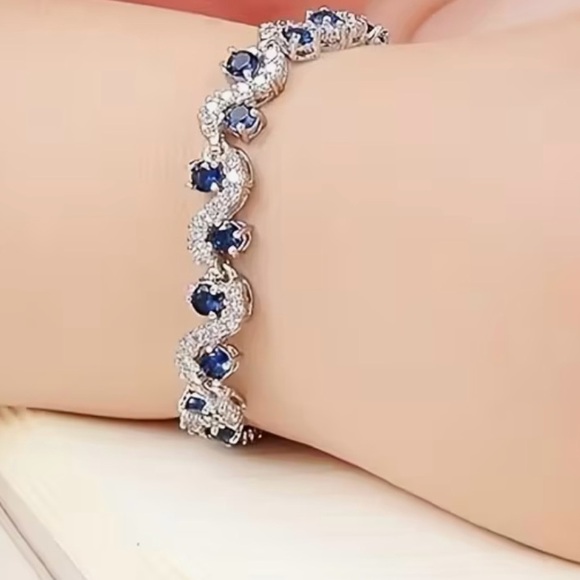 Elegant 925 Sterling Silver Colorful Gemstone Womens Bracelet Deep Blue & Silver - Picture 9 of 12